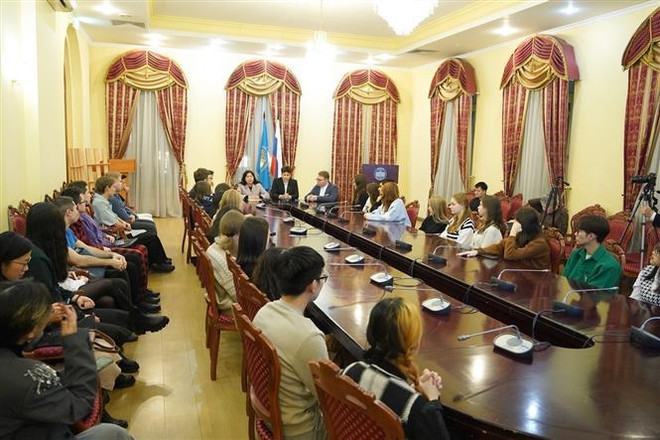 МГЛУ празднует победу в битве «Дьенбьенфу в воздухе» ảnh 1 МГЛУ празднует победу в битве «Дьенбьенфу в воздухе» ảnh 1