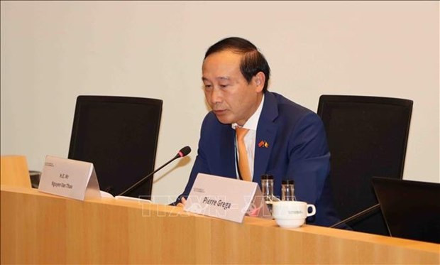 Бельгийские парламентарии предлагают проект резолюции в поддержку жертв АО/диоксина во Вьетнаме ảnh 2 Бельгийские парламентарии предлагают проект резолюции в поддержку жертв АО/диоксина во Вьетнаме ảnh 2