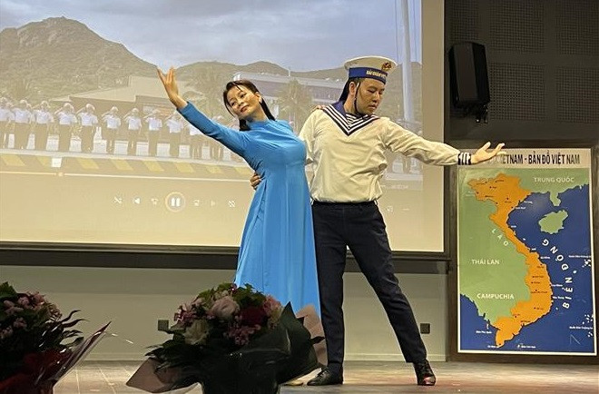 Встреча «Воспоминание о Чыонгша» в Париже ảnh 1