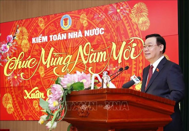 Председатель Выонг Динь Хюэ высоко оценил вклад государственного аудита Вьетнама в деятельность НС ảnh 1 Председатель Выонг Динь Хюэ высоко оценил вклад государственного аудита Вьетнама в деятельность НС ảnh 1