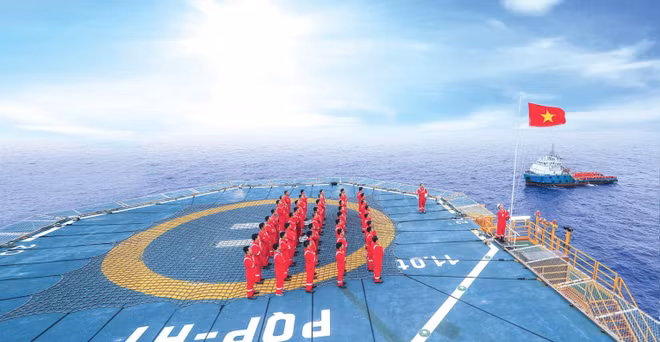 Культурная самобытность Petrovietnam ảnh 1