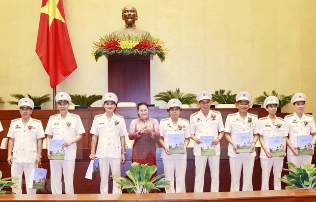 Председатель НС встретилась с выдающимися личностями в деле защиты общественной безопасности ảnh 1