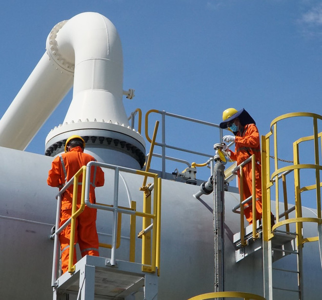 Вьетнамская нефтегазовая группа сталкивается не только с трудностями, вызванными эпидемией COVID-19 ảnh 2 Вьетнамская нефтегазовая группа сталкивается не только с трудностями, вызванными эпидемией COVID-19 ảnh 2