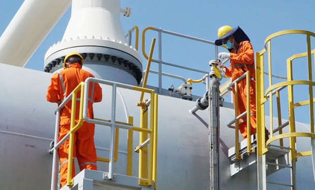 Несмотря на воздействие COVID-19 PetroVietnam выполнила поставленные цели за первые 8 месяцев этого года. ảnh 1 Несмотря на воздействие COVID-19 PetroVietnam выполнила поставленные цели за первые 8 месяцев этого года. ảnh 1