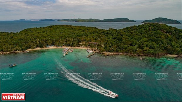 К октябрю Фукуок будет встречать иностранных гостей вакцинными паспортами ảnh 2