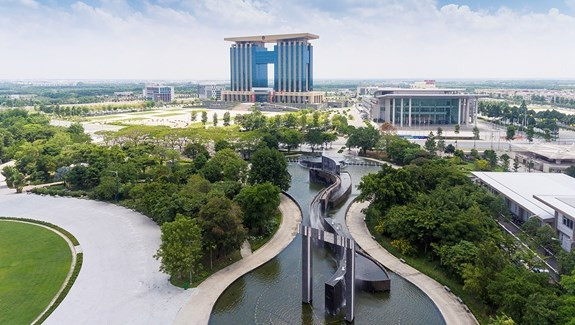 Биньзыонг много работает над развитием инфраструктуры и административной реформой ảnh 1 Биньзыонг много работает над развитием инфраструктуры и административной реформой ảnh 1