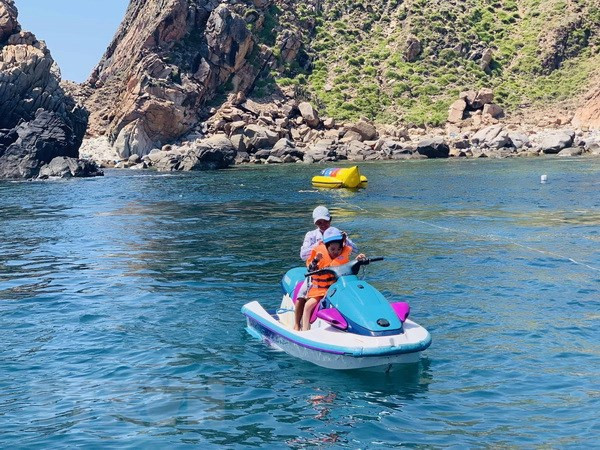 Полное восстановление туристической отрасли в провинции Биньдинь после начала эпидемии COVID-19 ảnh 1 Полное восстановление туристической отрасли в провинции Биньдинь после начала эпидемии COVID-19 ảnh 1