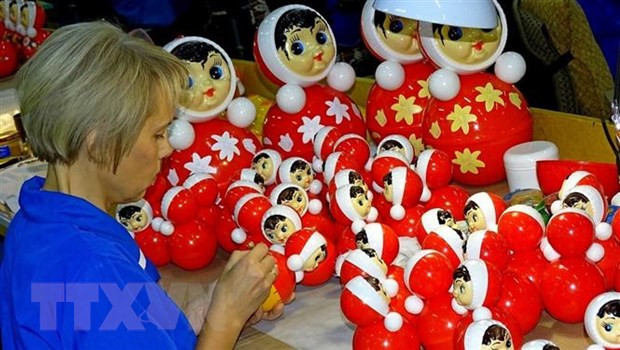 Российская компания поставит во Вьетнам партию неваляшек на $1,3 млн ảnh 1 Российская компания поставит во Вьетнам партию неваляшек на $1,3 млн ảnh 1