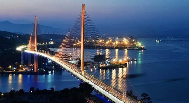 Куангнинь надеется на более чем 10% экономического роста в 2023 году ảnh 1 Куангнинь надеется на более чем 10% экономического роста в 2023 году ảnh 1
