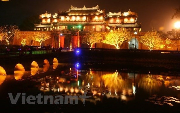 В Тхыатхиен-Хюэ откроется зона ночных улиц Императорской цитадели ảnh 1 В Тхыатхиен-Хюэ откроется зона ночных улиц Императорской цитадели ảnh 1