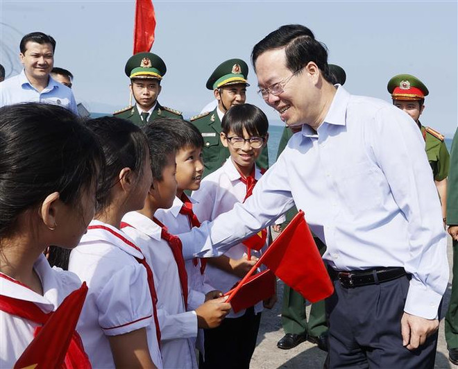 Президент навестил солдат и жителей островного уезда Кото ảnh 1