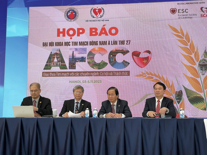 Вьетнам освоил почти всю передоввую технику лечения сердечно-сосудистых заболеваний ảnh 2 Вьетнам освоил почти всю передоввую технику лечения сердечно-сосудистых заболеваний ảnh 2