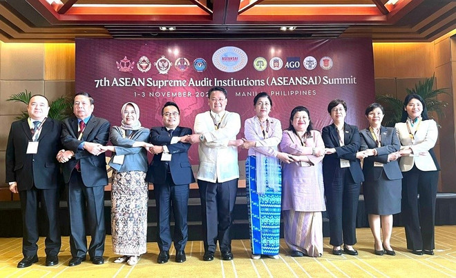 Вьетнам принял участие в 7-м саммите АСЕАНСАИ на Филиппинах ảnh 1
