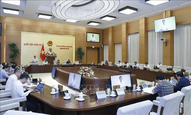 Законопроект отменяет требование о совершении сделок с недвижимостью на торговых площадках ảnh 1