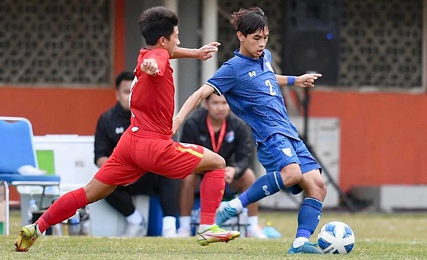 Футбол: Вьетнам вышел в финал молодежного чемпионата AFF U16 ảnh 1 Футбол: Вьетнам вышел в финал молодежного чемпионата AFF U16 ảnh 1