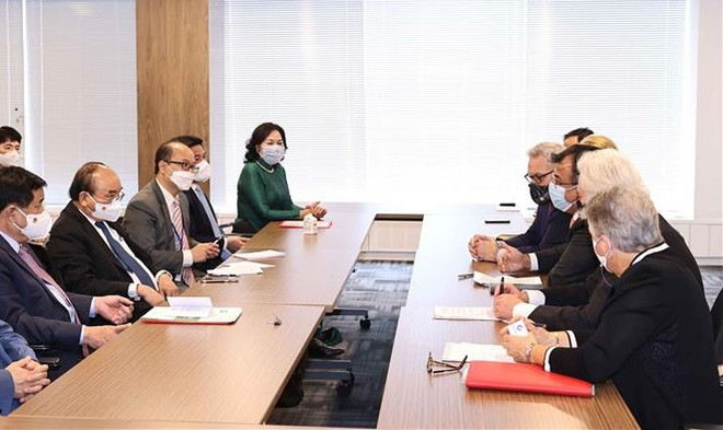 Президент Нгуен Суан Фук принял ассоциации и инвесторов США ảnh 1