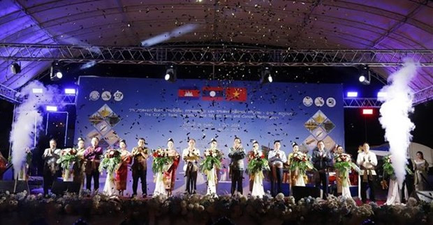 Выставка-ярмарка торговли, инвестиций и туризма в треугольнике развития «Камбоджи, Лаоса и Вьетнама» ảnh 2 Выставка-ярмарка торговли, инвестиций и туризма в треугольнике развития «Камбоджи, Лаоса и Вьетнама» ảnh 2