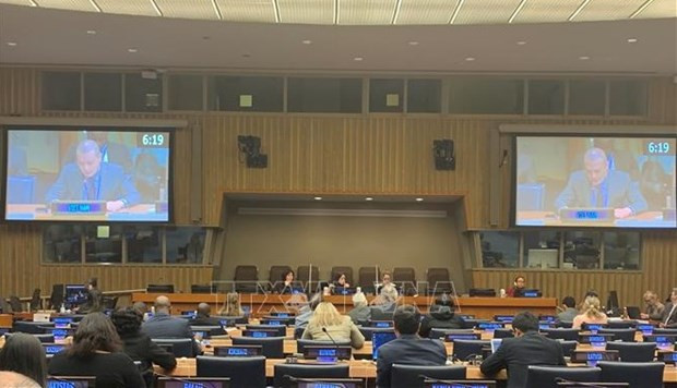 Вьетнам ставит людей в центр политики социально-экономического развития ảnh 1