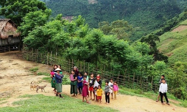 Дакнонг стремится улучшить материальную и духовную жизнь этнических меньшинств ảnh 1 Дакнонг стремится улучшить материальную и духовную жизнь этнических меньшинств ảnh 1