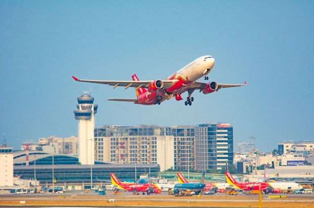 Vietjet поставила цель перевезти 27 миллионов пассажиров в 2024 году ảnh 2 Vietjet поставила цель перевезти 27 миллионов пассажиров в 2024 году ảnh 2