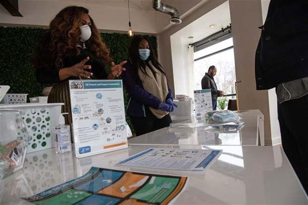 Малый и средний бизнес сильно пострадали от эпидемии COVID-19 ảnh 1