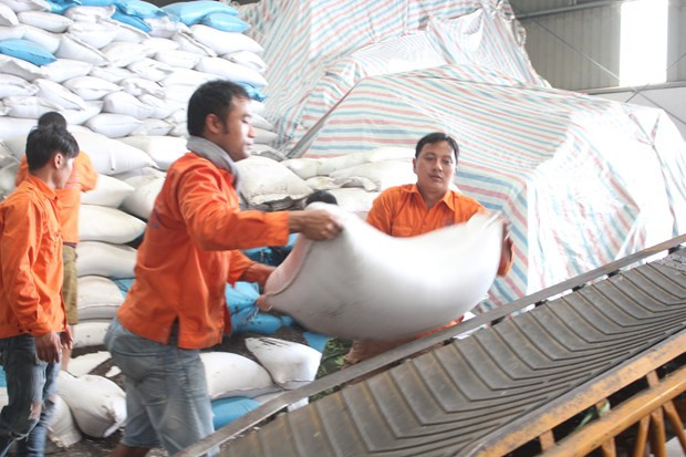 Положительные признаки экономического восстановления: экспортный оборот страны увеличился более чем на 4% ảnh 2