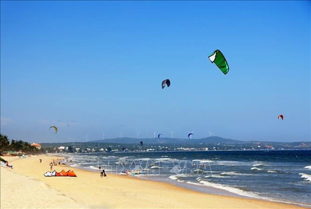 Состоялась церемония закрытия Национального года туризма 2023 «Биньтхуан – зеленая конвергенция» ảnh 2 Состоялась церемония закрытия Национального года туризма 2023 «Биньтхуан – зеленая конвергенция» ảnh 2