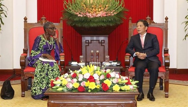 МВФ высоко оценивает политику макроэкономической стабилизации Вьетнама ảnh 2 МВФ высоко оценивает политику макроэкономической стабилизации Вьетнама ảnh 2