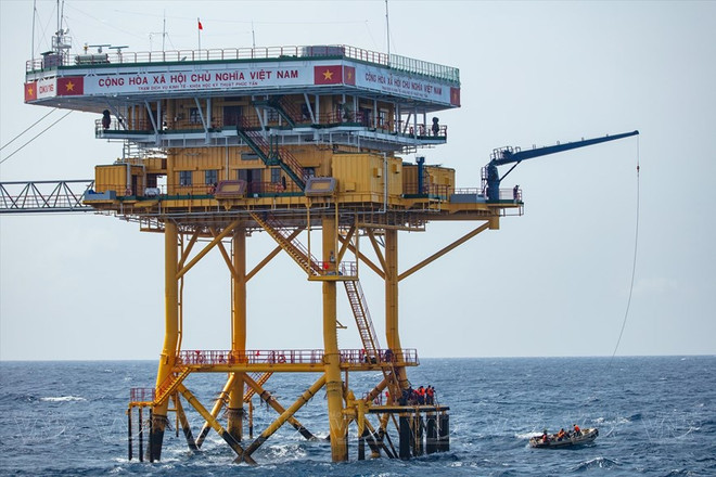 Платформа DK1 твердо стоит на волновом фронте ảnh 4