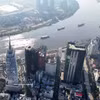 Финансовые здания в центральной части города Хошимина на берегу реки Сайгон, напротив полуострова Тхутхьем, квартал Анкхань. Фото: ВИА.