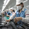 Линия сборки электронных компонентов на предприятии Sun Tech. Фото: ВИА.