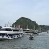 Судно ожидает туристов для посещения бухты Ланха у туристического причала Кайбео. (Фото: ВИА)