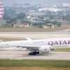 Самолёт авиакомпании Qatar Airways (Катар) в Международном аэропорту Нойбай. (Фото: ВИА)