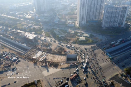 Проект транспортной развязки Анфу является местом пересечения ключевых транспортных артерий, таких как подъездная дорога к автомагистрали Хошимин – Лонгтхань – Заузяй, магистрали Май Тьи Тхо и Лыонг Динь Куа, а также системы соединения с районом портов Катлай – Фухыу. (Фото: ВИА).