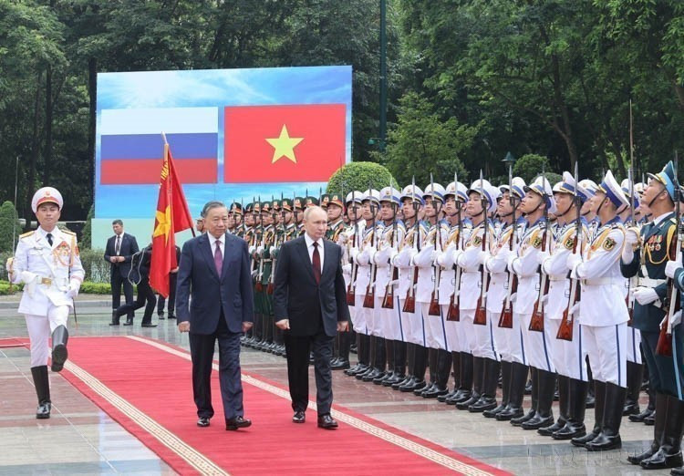 Президент Вьетнама То Лам председательствует на церемонии привествия Президента Российской Федерации Владимира Владимировича Путина с государственным визитом во Вьетнам (Ханой, 20 июня 2024 года) (Фото: ВИА)