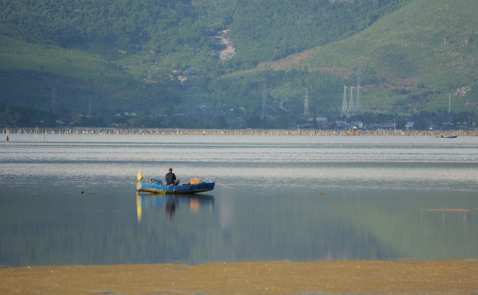 Жизнь на лагуне Лапан создаёт живописную картину гармонии человека и природы (Фото: ВИА)