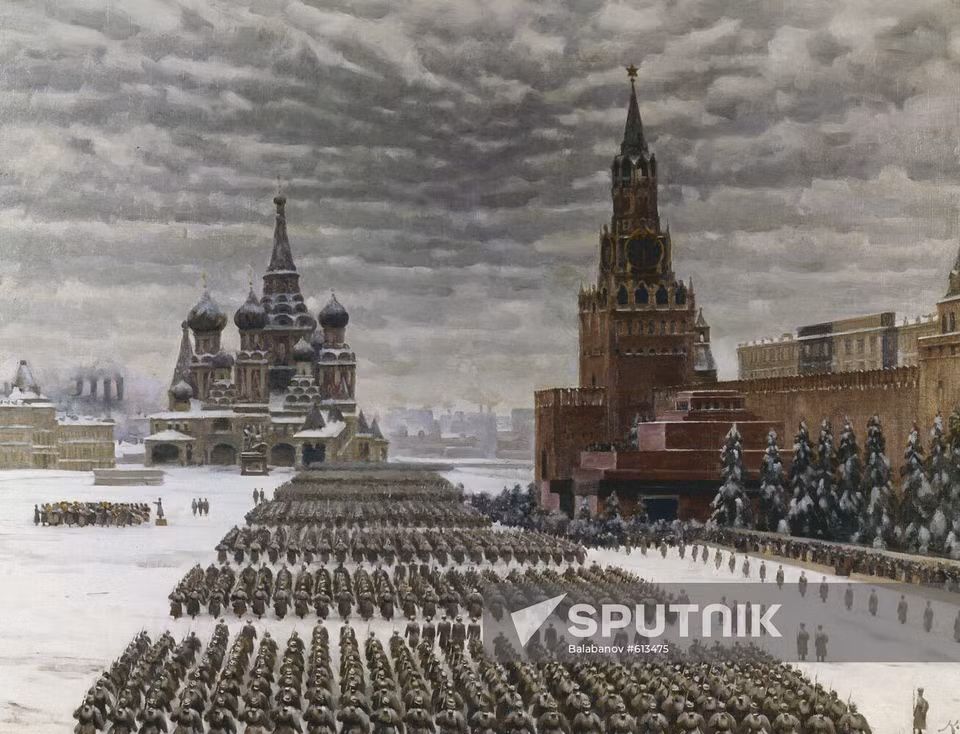 Репродукция картины «Парад на Красной площади в Москве 7 ноября 1941 года» (1949) художника Константина Юона (1875–1958). Холст, масло. Государственная Третьяковская галерея (Фото: Спутник)