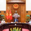 Премьер-министр Фам Минь Тьинь провёл заседание Постоянного состава правительства и Постоянного бюро парткома Правительства по ряду важных вопросов (Фото: baochinhphu.vn)
