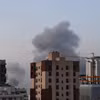 Дым поднимается после взрывов в столице Тегеран 1 апреля 2026 года (Фото: Синьхуа/ВИА)