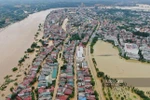 Многие жилые дома сильно затоплены. (Фото: ВИА)