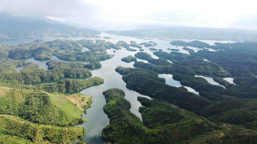 Озеро наиболее красиво с июля по декабрь. (Фото: ВИА)