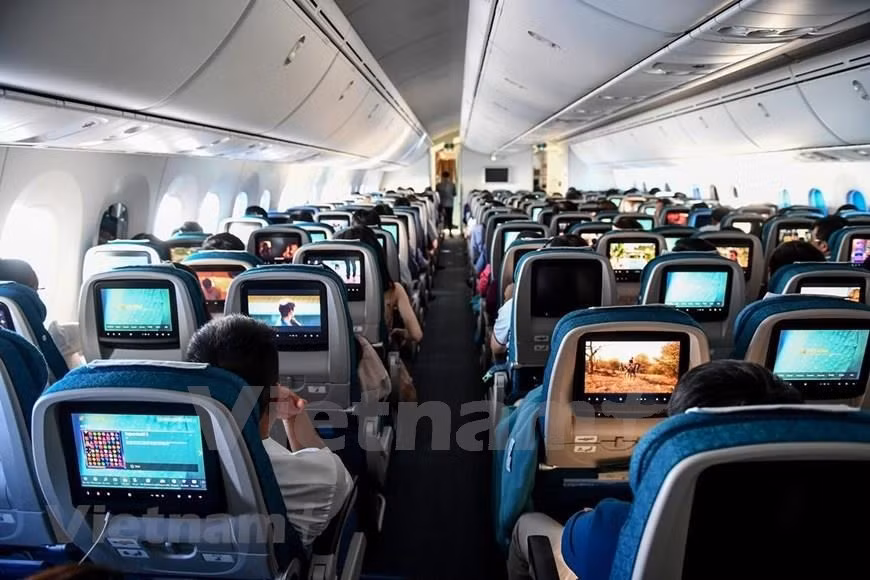 Новый 787-10 оснащен ультра-эффективной технологией Dreamliner и обеспечивает высокий уровень комфорта для пассажиров (Фото: ВИА)
