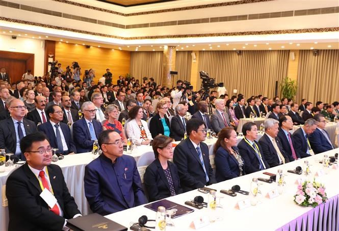 Делегаты присутствуют на церемонии открытия 36-го саммита АСЕАН (Фото: ВИА)