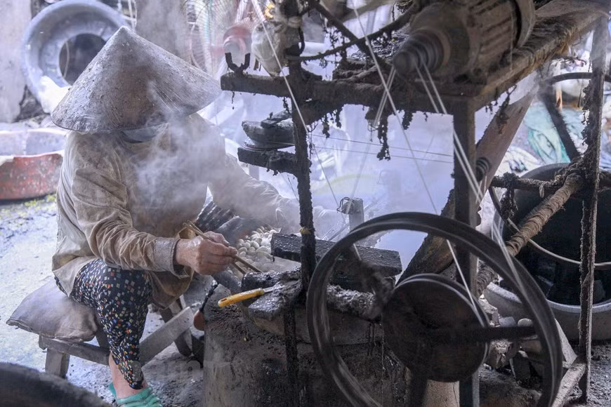 В каждой семье в деревне держит шелковый инкубатор. (Фото: Тхэ Дай / Vietnam +)