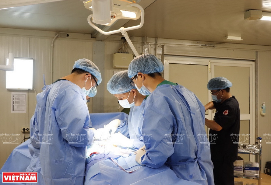 Изображения вьетнамских солдат-медиков в средствах массовой информации стран и ООН. (Фото: предоставлено по поддержанию мира Вьетнама)