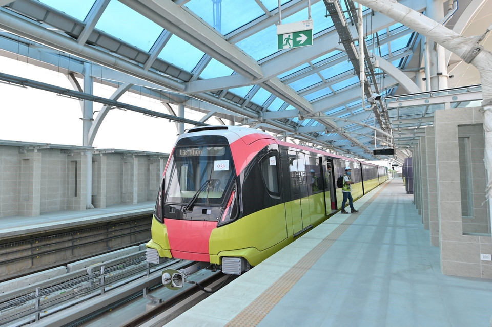 Внутри поезда, теперь во Вьетнам доставлены 6 из 10 поездов. (Фото: ВИА)