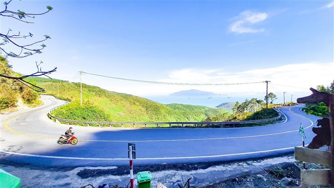 Перевал Хайван с его крутыми поворотами «бросит вызов» водителям-любителям сильных ощущений. (Фото: ВИА)