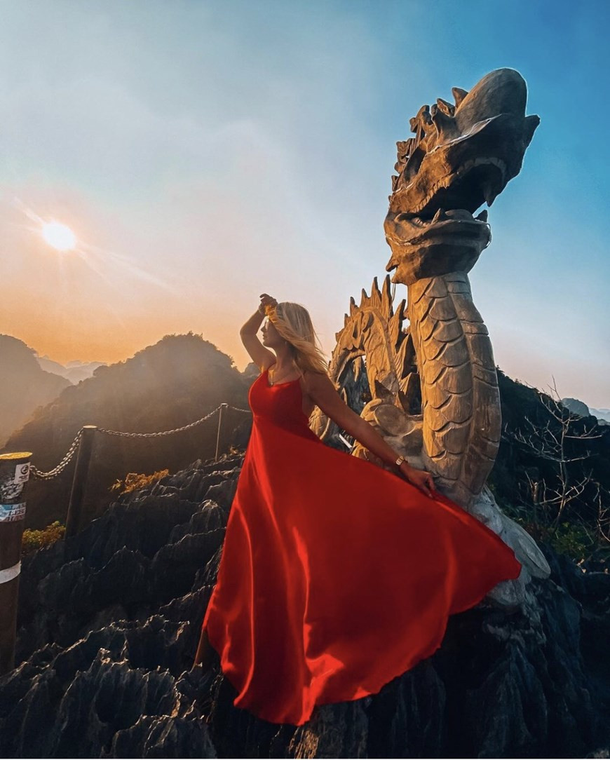 Мало кто знает, что Зима-Весна – время, когда пещера «Муа» показывает всю свою красоту. (Фото: Vietnam +)