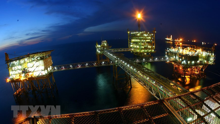 Ночь на центральной технологической площадке №2 (Фото: ВИА)