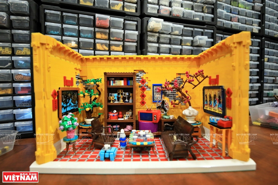 Новогодняя гостиная в 90-е годы. (Фото: ИЖВ)